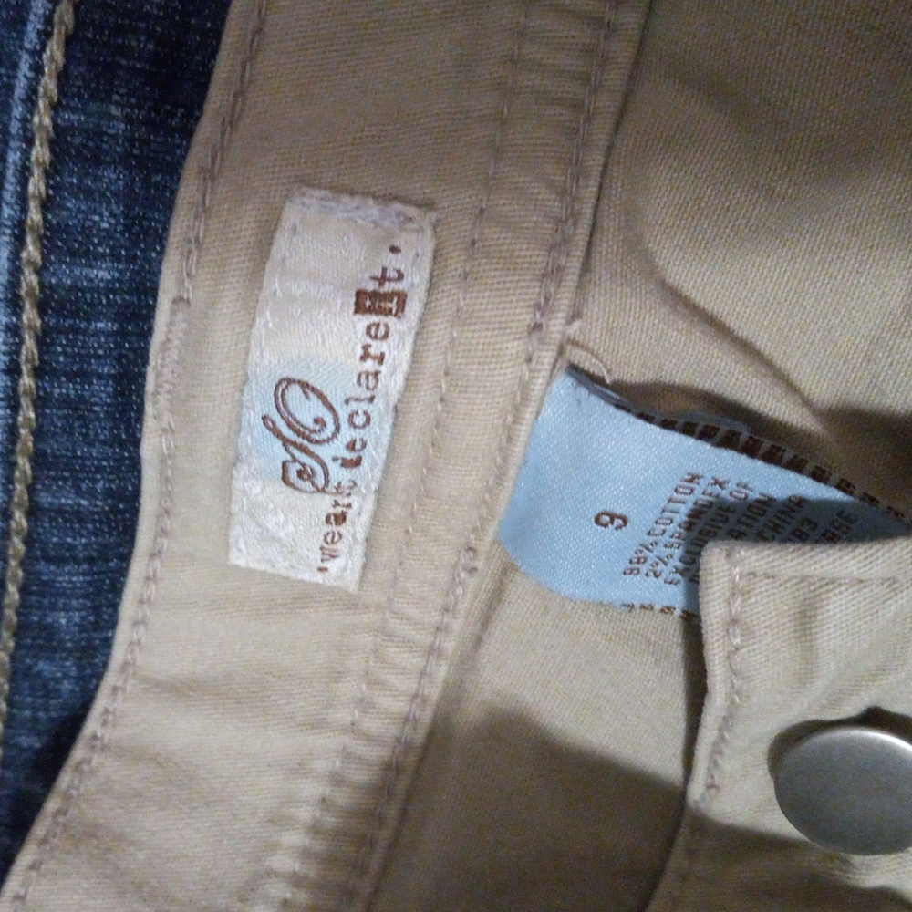 Tan pants - Picture 3 of 3